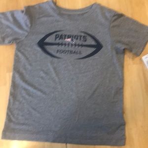 Boys NFL Patriots T-shirt New Size XS 4/5